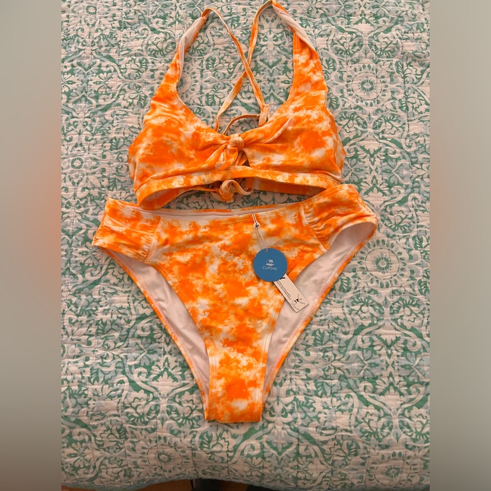 Cupshe Orange and White Bikini Swim Set
